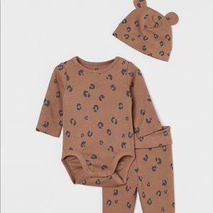 🌿New H&M Newborn Outfit